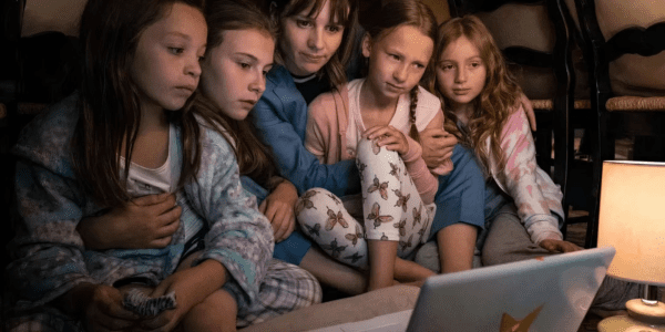Evil on Paramount Plus - Kristen Bouchard and her daughters explore the evils on online gaming and streaming like Roblox and Yourtube