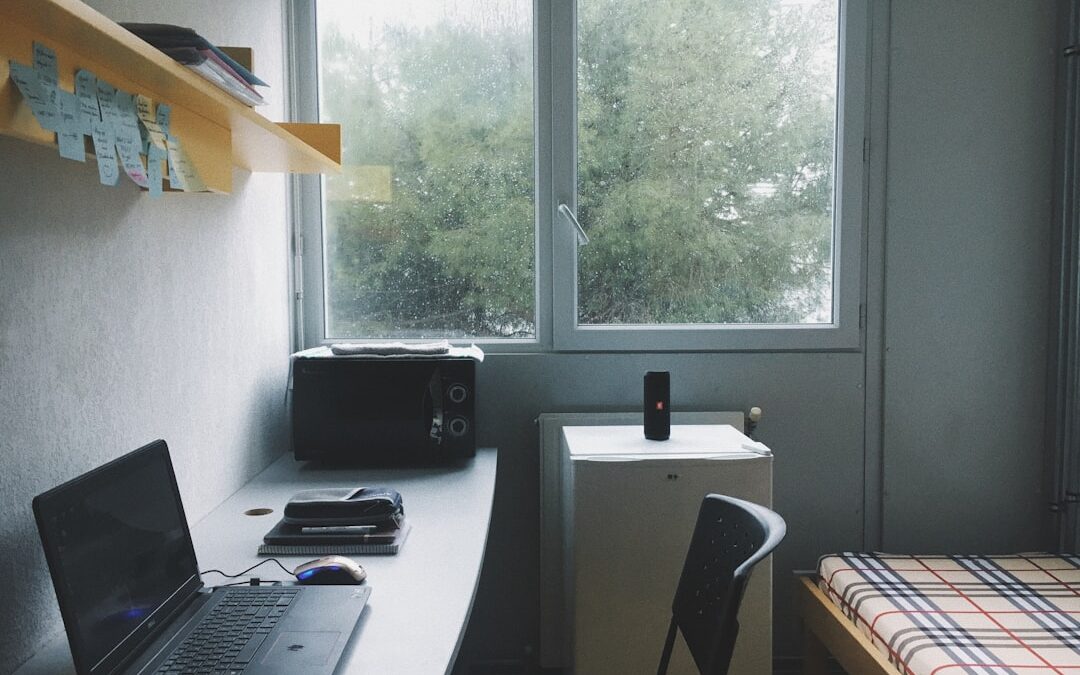 Tips for College Students: Dorm Room Internet Privacy Protection